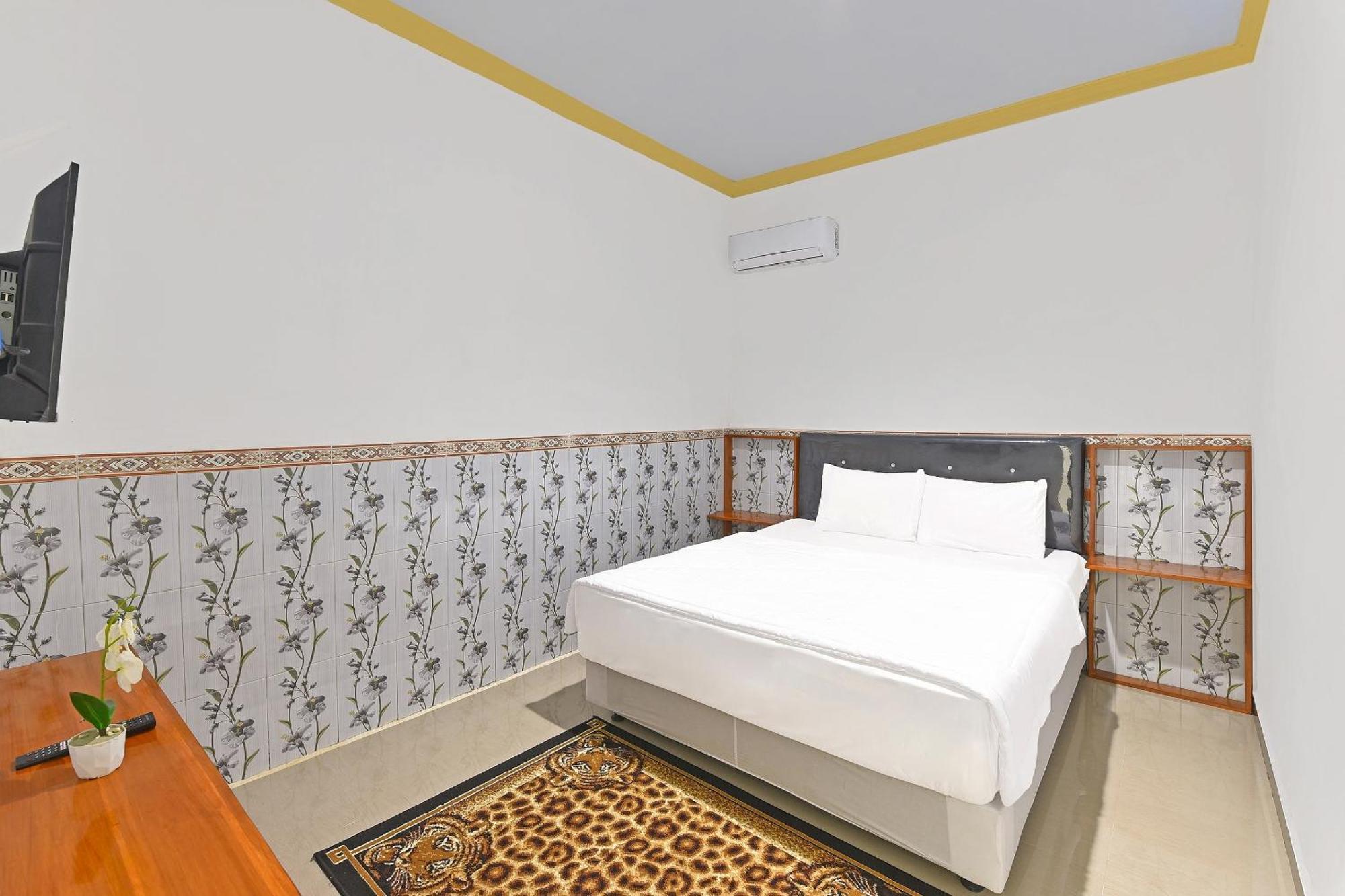 Oyo 91192 Homestay Antara 길리마눅 외부 사진